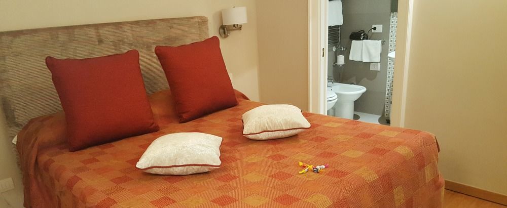 Angel Spagna Suite Рим Экстерьер фото